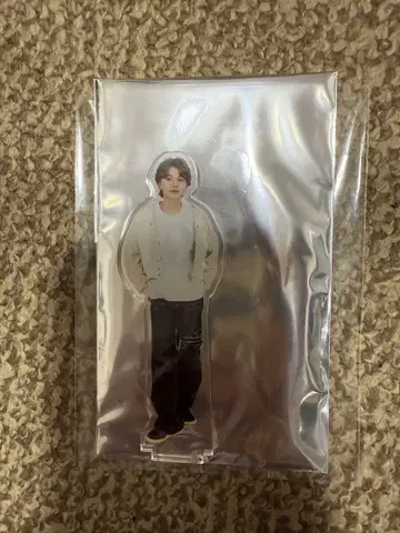 RESISTANCE 아크릴 스탠드 카메다 유신 (도쿄 ver.)