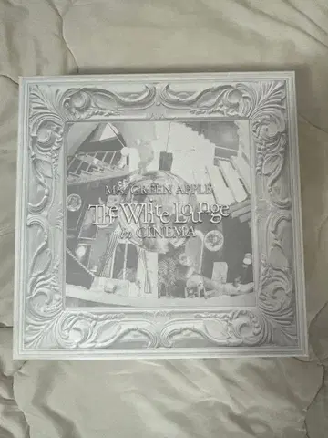 The White Lounge 최초 한정판 BOX Blu-ray 포함