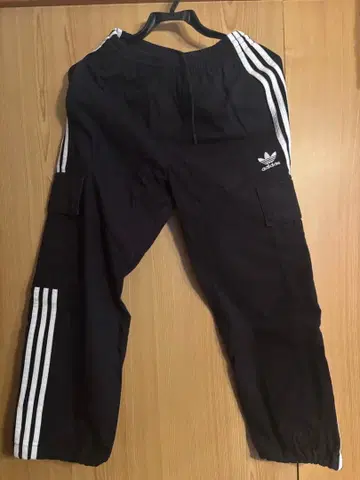 adidas 카고 팬츠