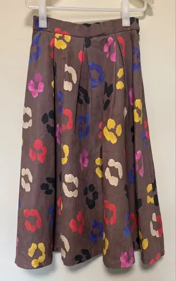 꽃무늬 스웨이드풍 브라운 스커트 사이즈 F