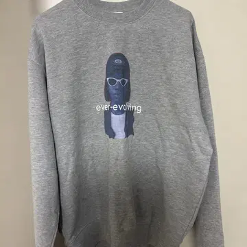 ever-evoling 맨투맨 L 사이즈