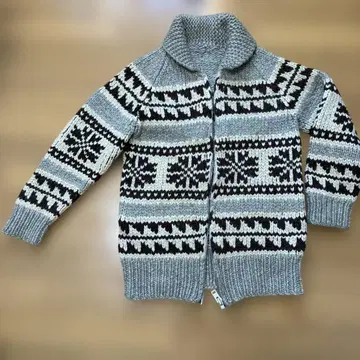 노르딕 무늬 그레이 블랙 가디건