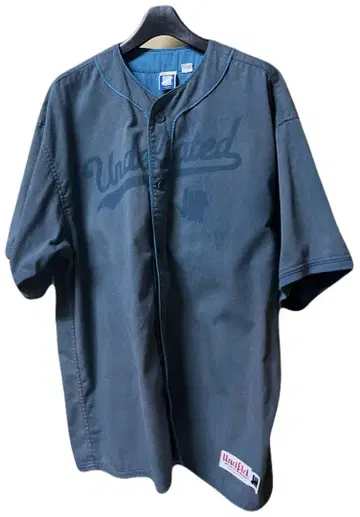 UNDEFEATED 베이스볼 셔츠