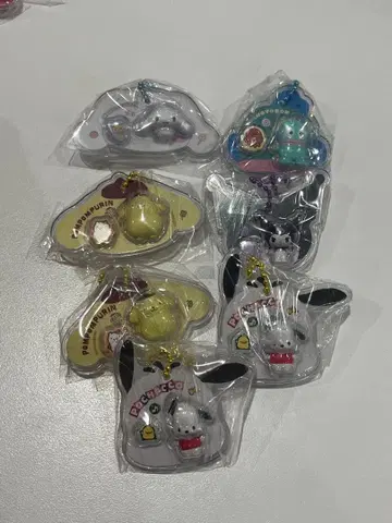 산리오 패키지 참 7개