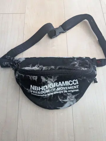 NBHD/GRAMICCI 바디백 웨스트 파우치