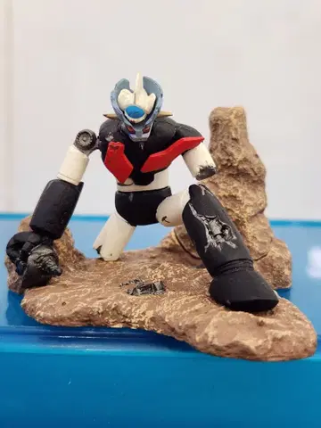 마징가 Z 로봇 피규어 액션 포즈 받침대 포함