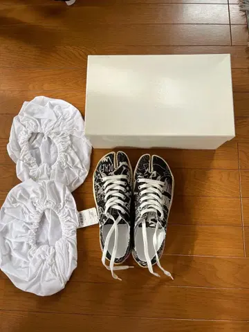 그래피티 프린트 스니커즈