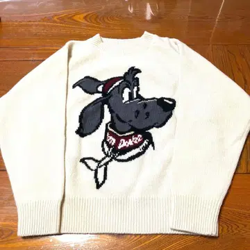 DUKE 자수 니트 스웨터