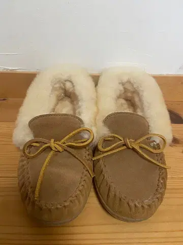 MINNETONKA 알파인 사이즈 US6 (23cm)