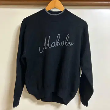 [ cloche 크로셰 ] 넷 컬러 로고 니트 블랙