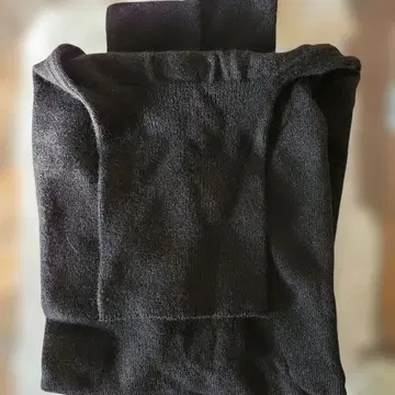 chiclin 캐시미어 실크 터틀넥 블랙