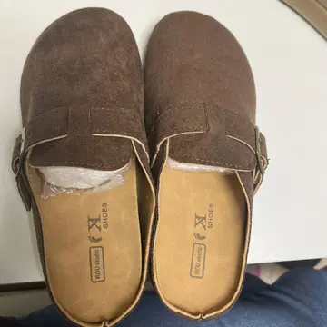 브라운 스웨이드 클로그 샌들