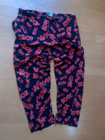 AC/DC (로고) 올 패턴 이지 팬츠