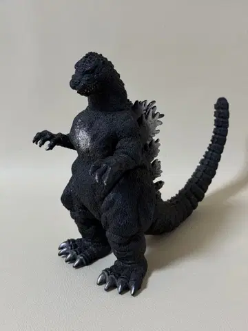 고질라 피규어