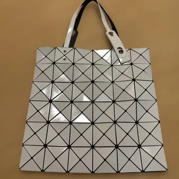 기하학 패턴 토트백 화이트