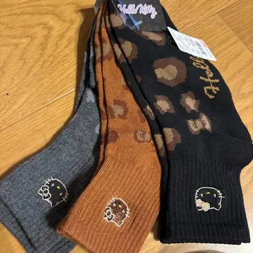 헬로키티 레오파드 무늬 리브 삭스 3켤레 세트