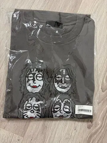 RAZZI 그레이 티셔츠 L (48)