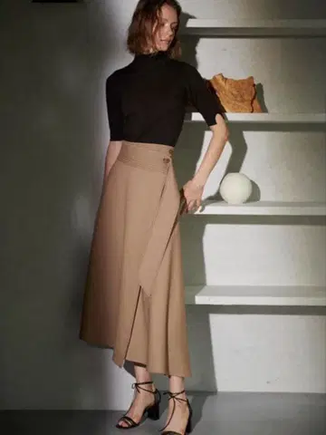 L'Or 불규칙 밑단 랩 스커트