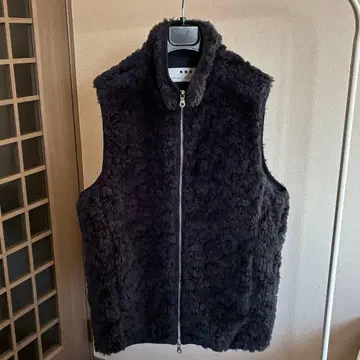 쓰리 닷츠 업사이클 에코 퍼 지퍼 베스트