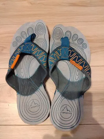 LA SPORTIVA 스윙 샌들 파랑