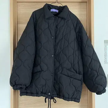 wee9s 블랙 퀼팅 자켓