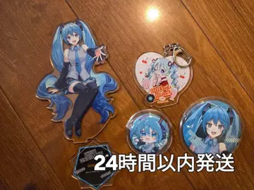 하츠네 미쿠 아크릴 스탠드 키링 캔뱃지 세트