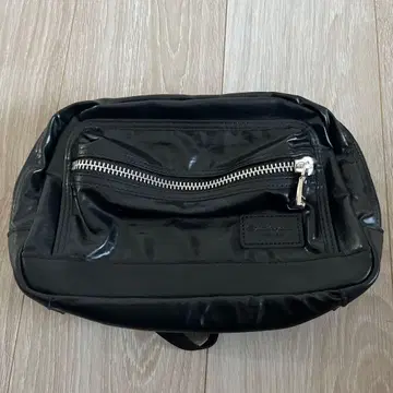 MASTER-PIECE 블랙 숄더백