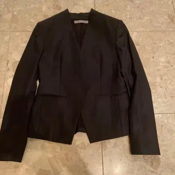 띠어리 럭스 새상품급 DONNA EXECUTIVE 자켓