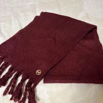 MK 로고 포함 보르도 머플러