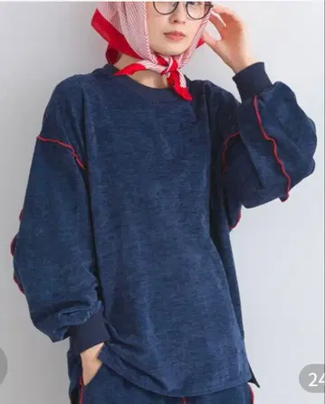 벨로아 슬라브 풀오버 LUPILIEN 네이비