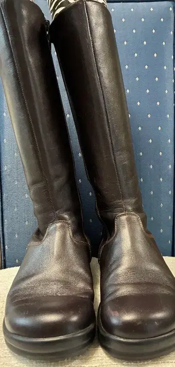 버켄스탁 다크 브라운 가죽 롱 부츠