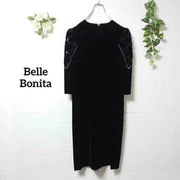 Belle Bonita 벨로아 원피스 레이스 슬리브