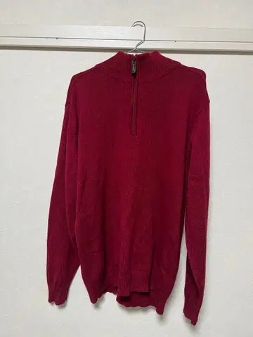 버건디 하이넥 니트 스웨터