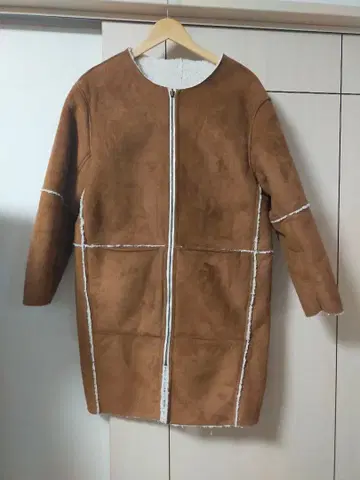 Petit Honfleur 리버서블 무스탕 코트