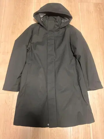 UNIQLO 하이브리드 다운 코트 (UNIQLO)