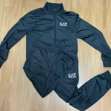 EA7 Emporio Armani 블랙 저지 상하의 세트