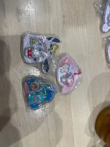 캐릭터 아크릴 키링 3개 세트