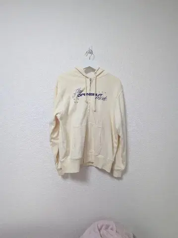 OPENSHTUT 크림색 후디
