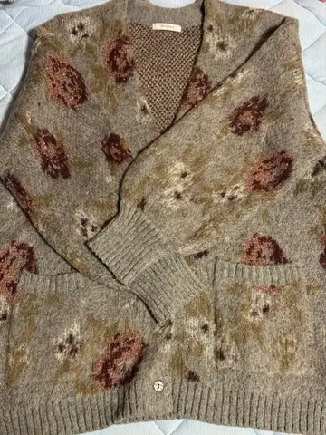 꽃무늬 니트 가디건