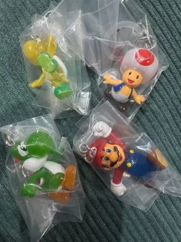 슈퍼 마리오 메지루시 액세서리 2탄 마리오, 요시, 키노피오 4개 세트