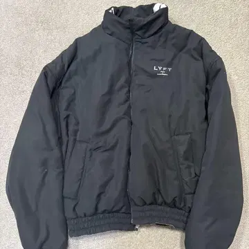LYFT 블랙 다운 자켓
