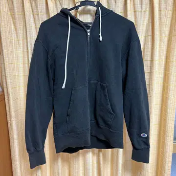 Champion 블랙 집업 후드티