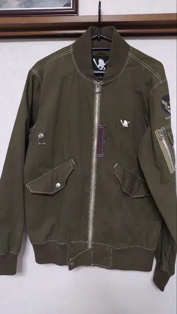 극상 품질 SANTASTIC! MA-1 자켓 올리브