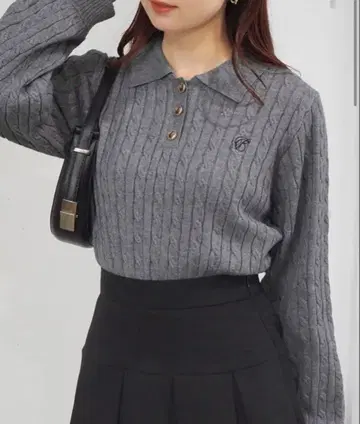 그레이 리브 폴로 스웨터