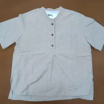 MHL. 베이지 체크 무늬 반팔 셔츠