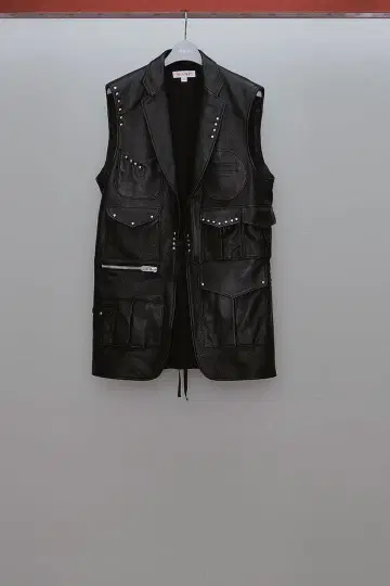 MASU I'M READY Leather Vest 23ss