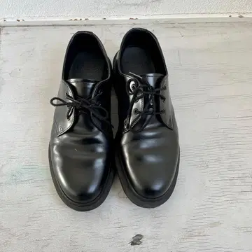 닥터마틴 1461 MONO 쓰리홀 26cm UK7 블랙