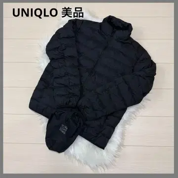 유니클로 울트라 라이트 다운 자켓 남성용 M 사이즈 블랙