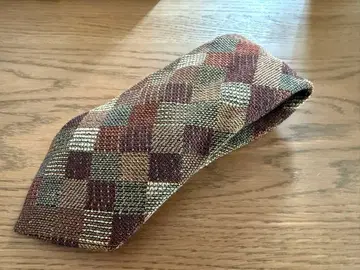 체크 무늬 넥타이 브라운 계열