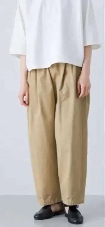 카구레 코튼 테이퍼드 팬츠